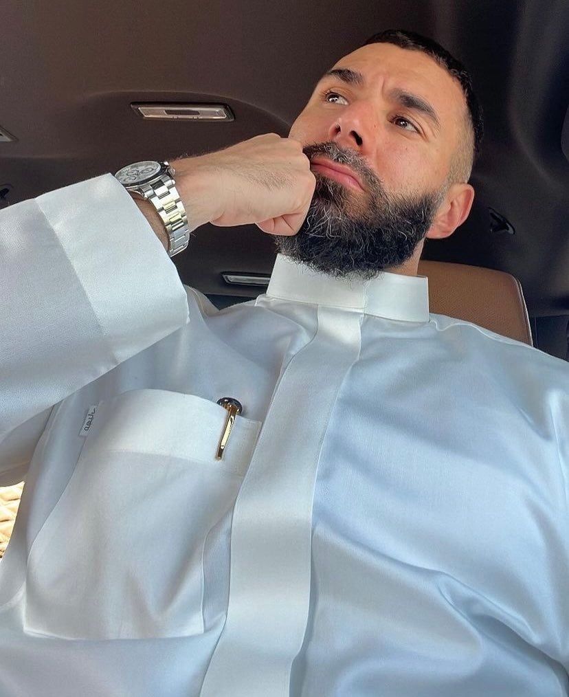 مؤسسة نواعم الذهبية للعطورات الرقم الضريبي : 310320834200003