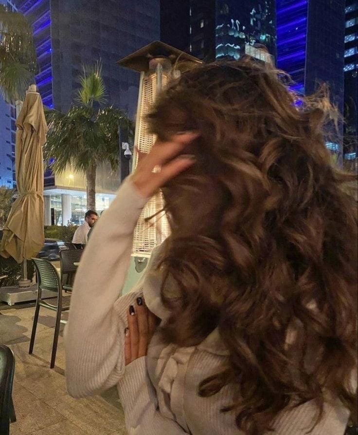 غاده العنزي