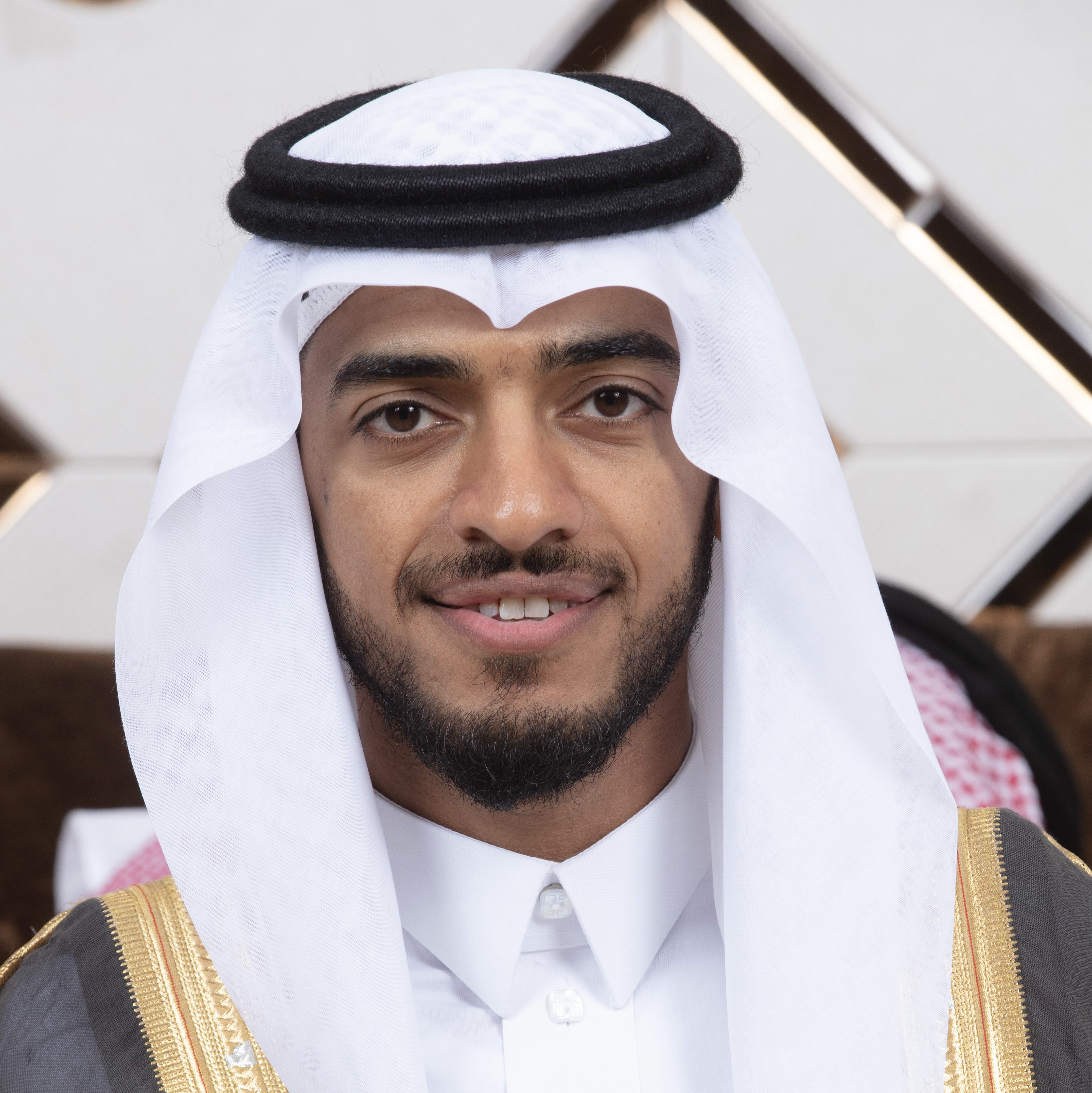 حسين طاهر