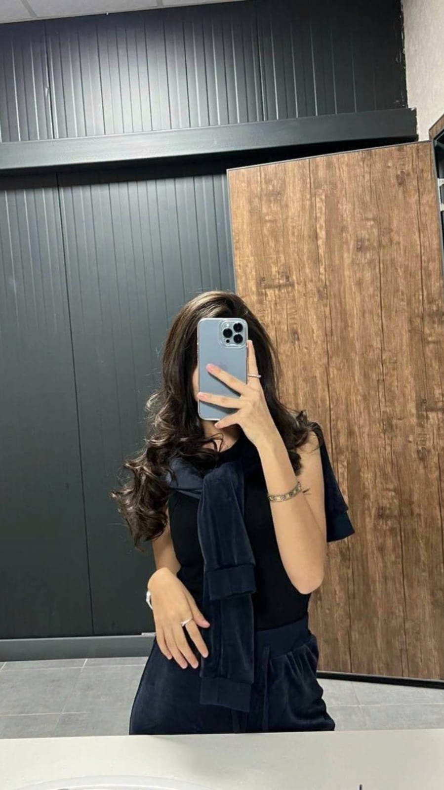 منيرة القحطاني
