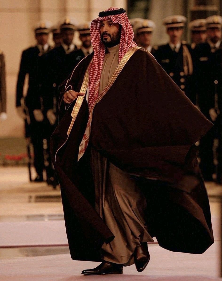 لطيفه العنزي