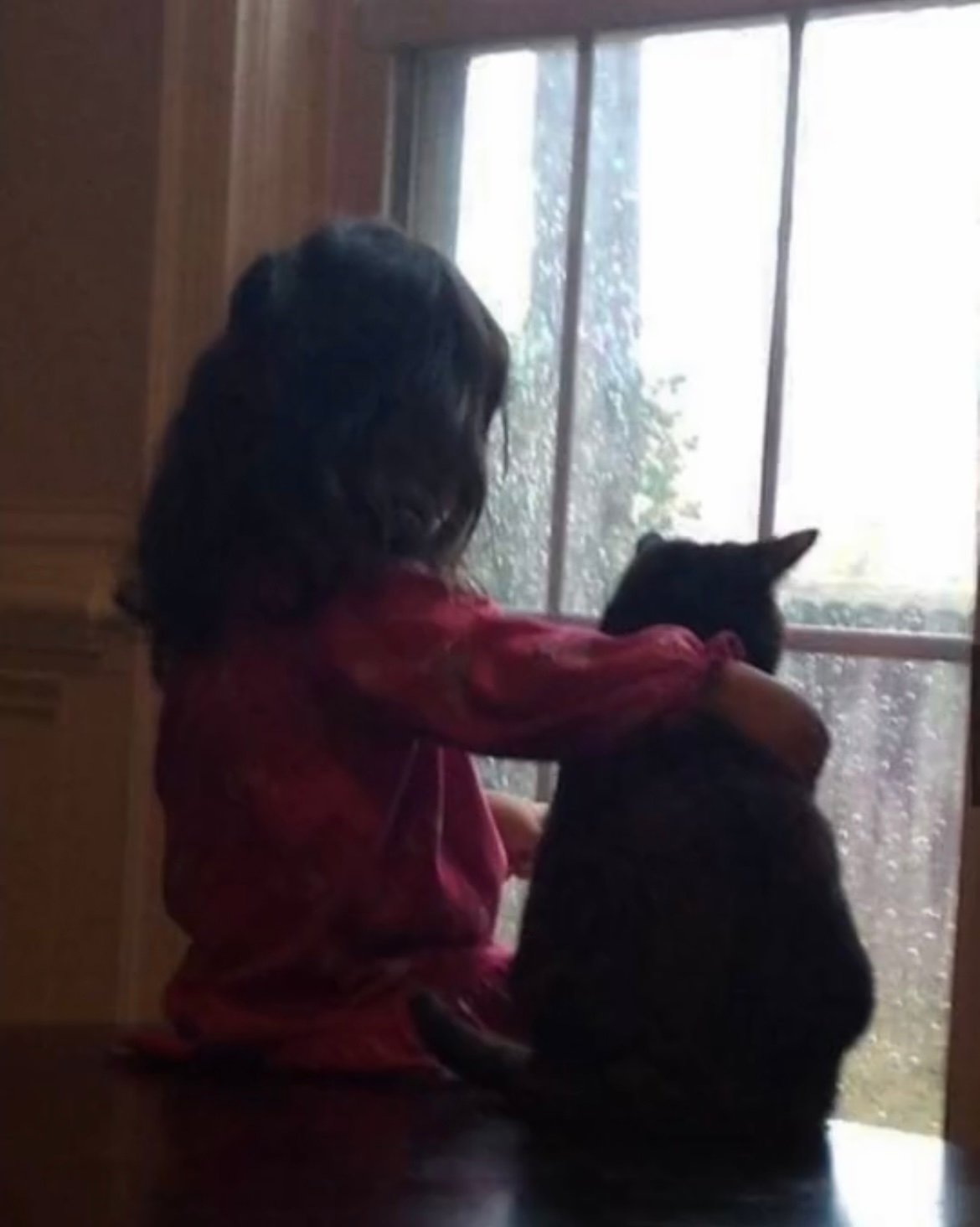 أزهار العنزي