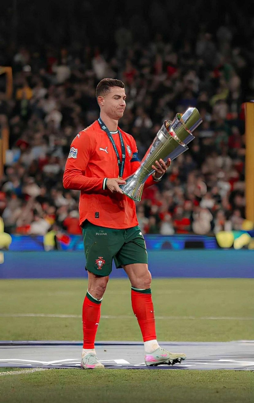 طلال الخميس