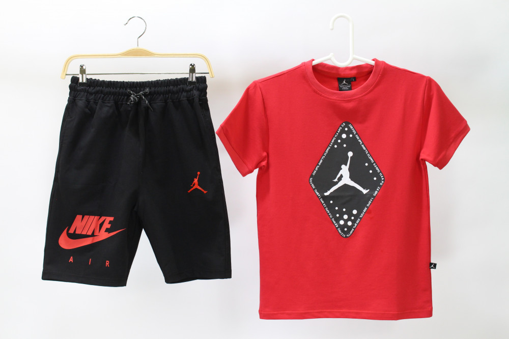 طقم رياضي Nike Jordan متجر فوتبول