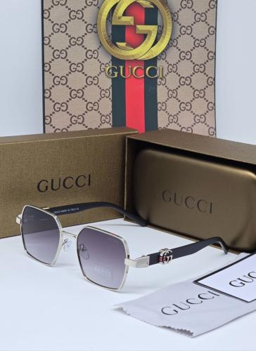 نظارة رجالية من Gucci