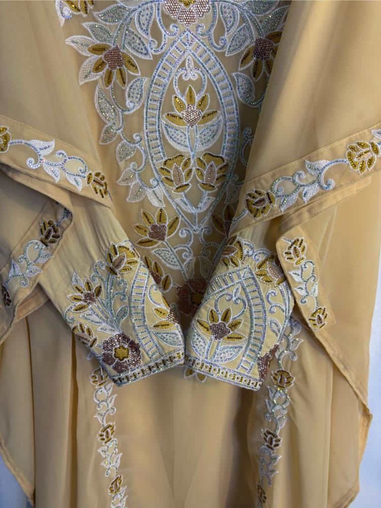 الثوب الخليجي