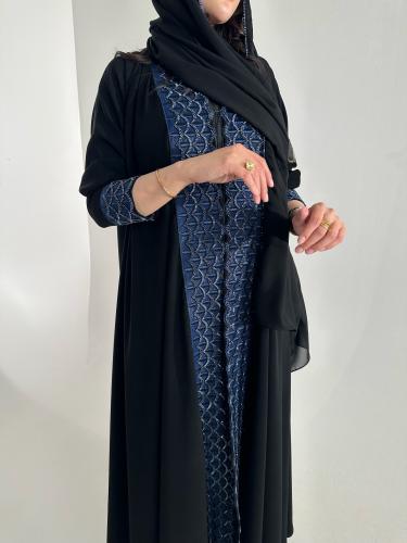 Elegant pleated abaya with luxurious lace details