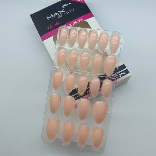 اظافر اكس بيوتي لصق ذاتي 24 قطعه