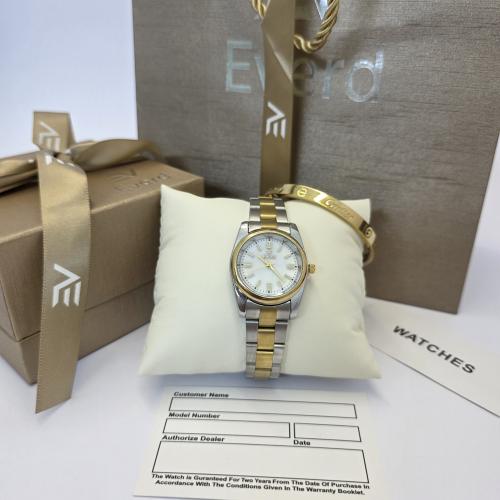 ساعه نسائيه باسوره ماركه اصليه ضمان سنه بملحقاتها