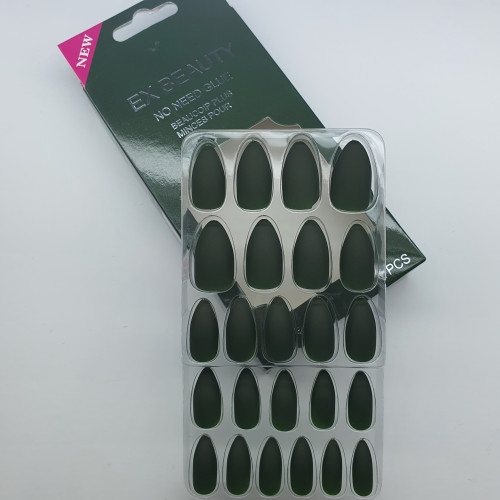 اظافر اكس بيوتي لصق ذاتي 24 قطعه