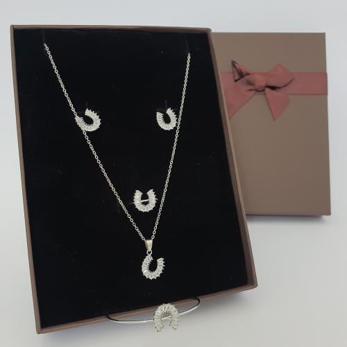 طقم بناتي 4 قطع