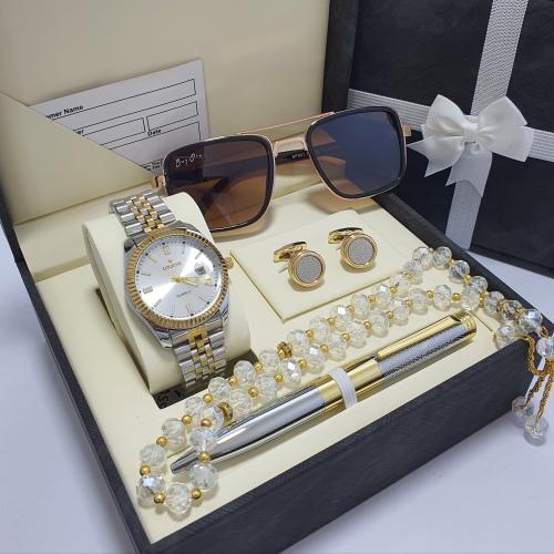 طقم رجالي ماركه اصلي بضمان سنه