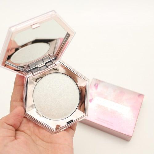 اضاء ريل بيوتي فضي