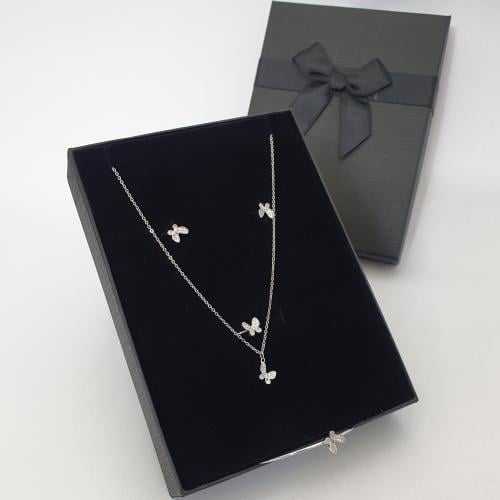 طقم بناتي 4 قطع