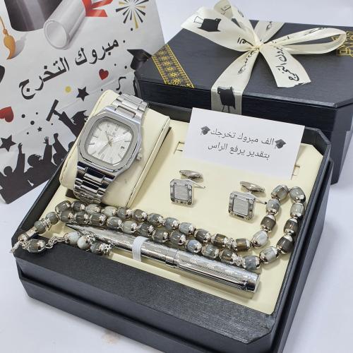 طقم رجالي ساعه كبك قلم سبحه شال للخريجين