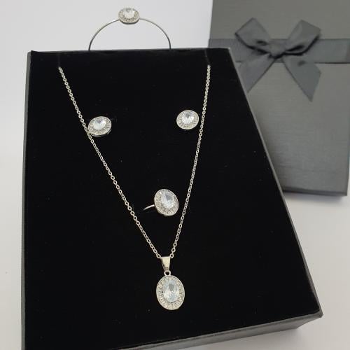 طقم بناتي بديل لذهب