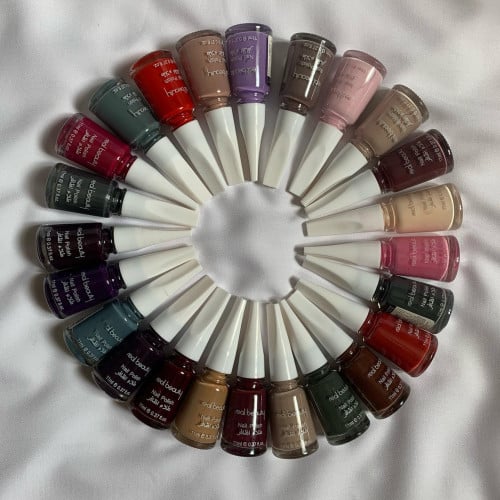 ريل بيوتي 24 لون + مزيل مناكير مجاناً .