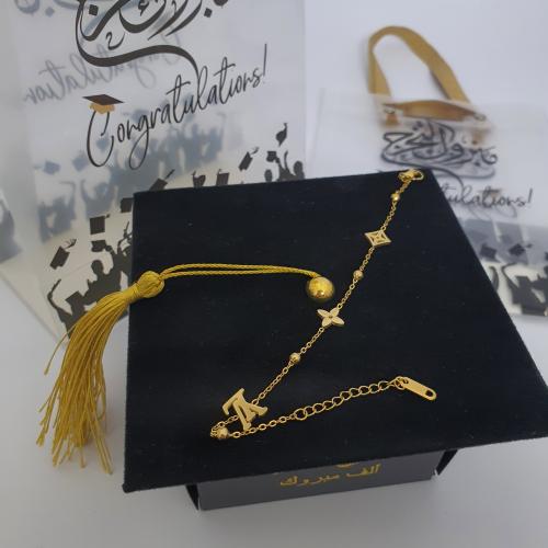 اسوره ماركه بملحقات لتخرج بكج وكيس زي ماهو واضح فالصوره