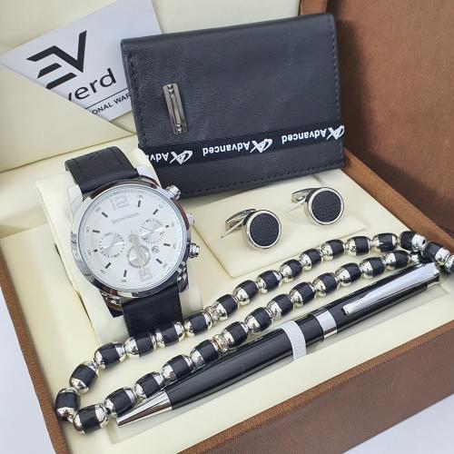 طقم رجالي اصليه بضمان سنه