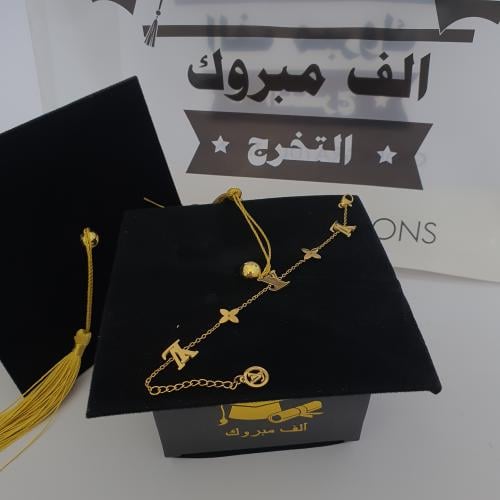 اسوره ماركه بملحقات لتخرج بكج وكيس زي ماهو واضح فالصوره