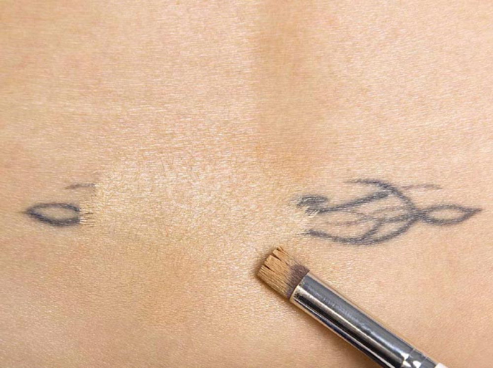 كريم اساس ديرماكول درجة 210درماكولDERMACOL