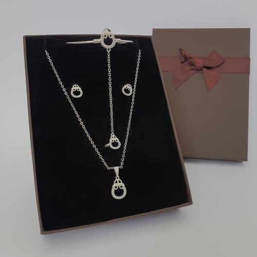 طقم بناتي 4 قطع