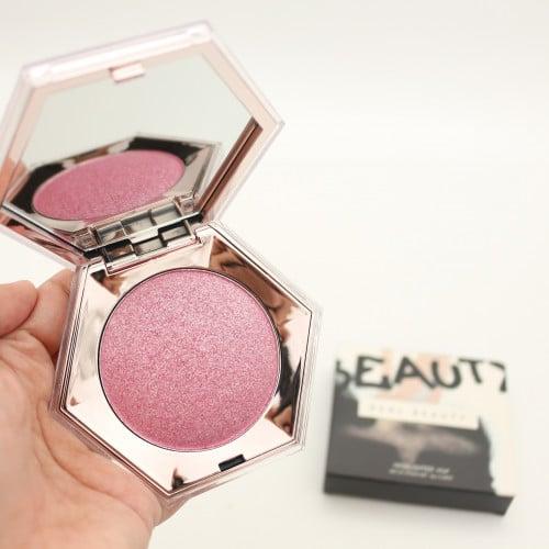 اضاء ريل بيوتي وردي