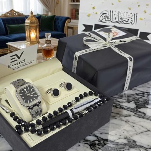 هديا المتخرجين طقم رجالي اصلي بضمان سنه شامل التغليف