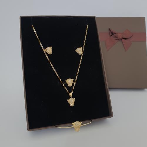 طقم بناتي 4 قطع