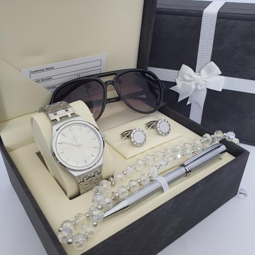 طقم رجالي ماركة  بتصميم عصري 5قطع