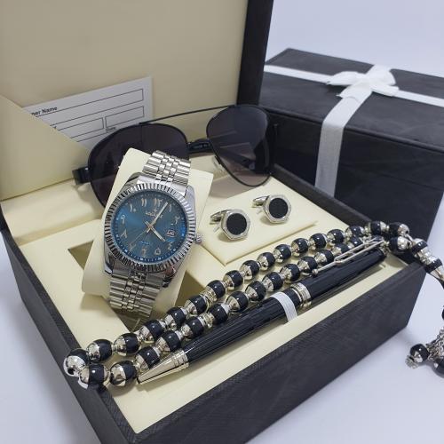 طقم رجالي ماركه اصلي بضمان سنه