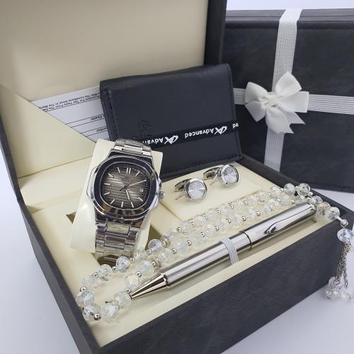 خلي هديتك مميزه طقم رجالي ايفرد ااصليه بضمان سنه