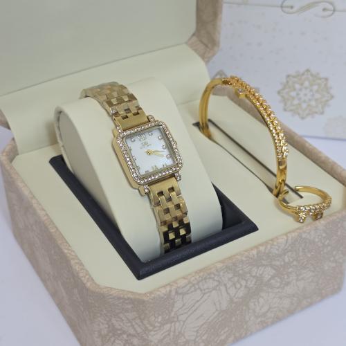ساعه باسوره وخاتم اصليه ضمان سنه استيل
