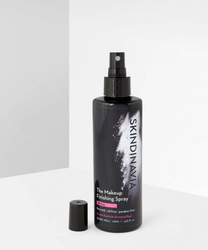 بخاخ العرسان للتشطيب من المكياج