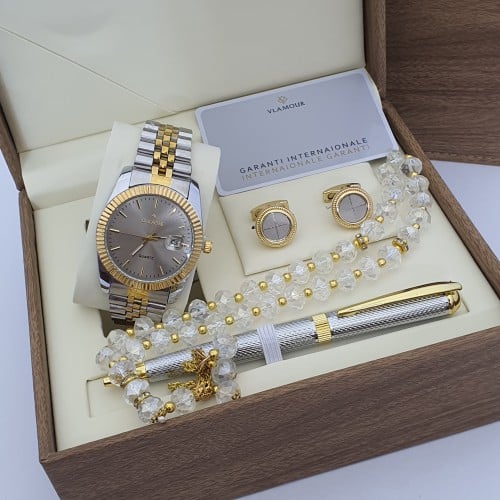 طقم رجالي ماركه بضمان سنه