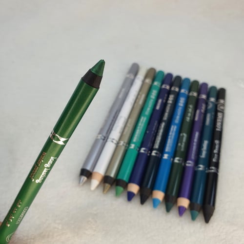 كحل للعين لوفمي ثابت ضد الما الحبه