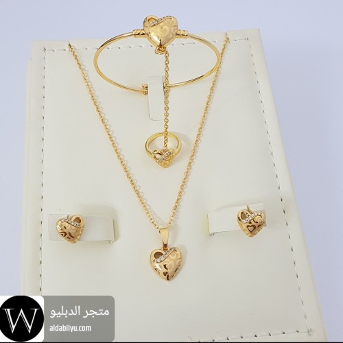 طقم بناتي متكامل بديل الذهب