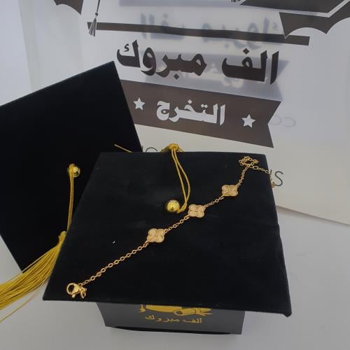 اسوره ماركه بملحقات لتخرج بكج وكيس زي ماهو واضح فالصوره