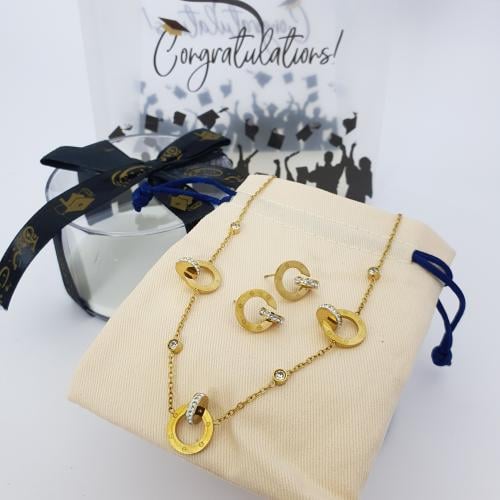 سلسال مع حلق ماركه  بكيس وعلبه التخرج