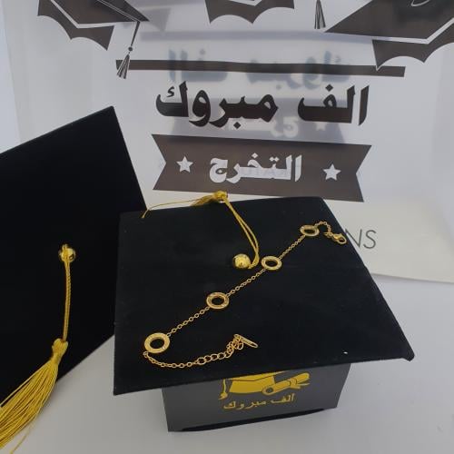 اسوره ماركه بملحقات لتخرج بكج وكيس زي ماهو واضح فالصوره