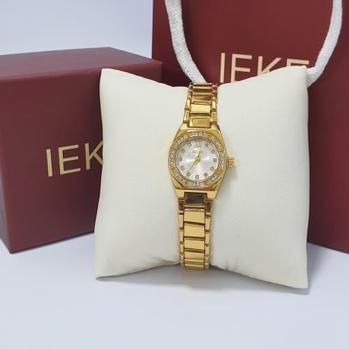 ساعه اصليه ماركه بيلا بضمان سنه