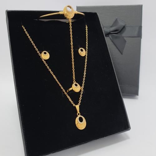 طقم بناتي بديل لذهب