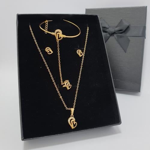 طقم بناتي بديل لذهب