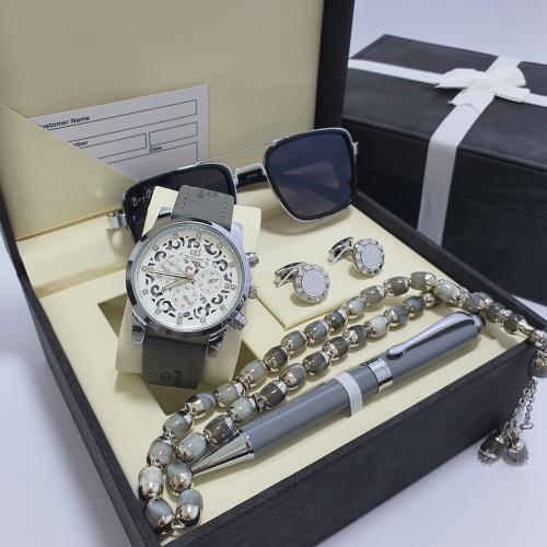 طقم رجالي ماركه بضمان سنه