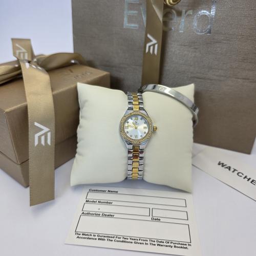 ساعه باسوره ماركه اصليه ضمان سنه بملحقاتها