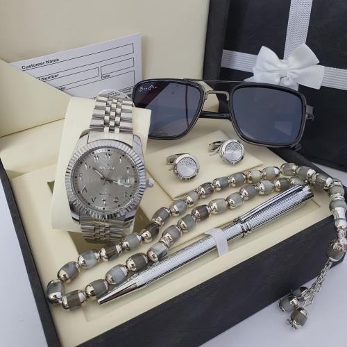 طقم رجالي ماركه اصلي بضمان سنه