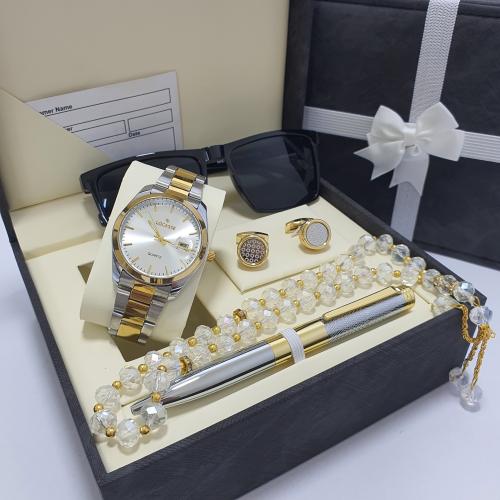 طقم رجالي ماركه اصلي بضمان سنه