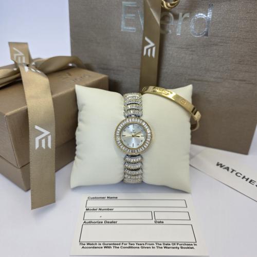 ساعه باسوره ماركه اصليه ضمان سنه بملحقاتها