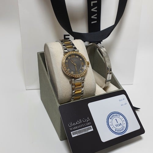 ساعه ماركه مع اسوره اصليه ضمان سنه ملحقات الماركه