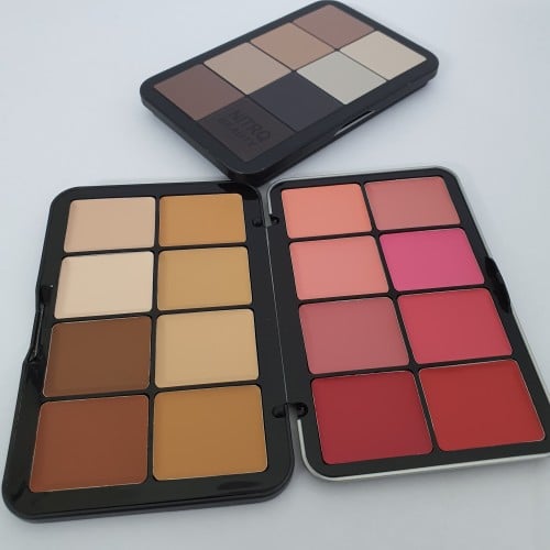 كنتوركريمي8لون احمر خدود كريمي8لون